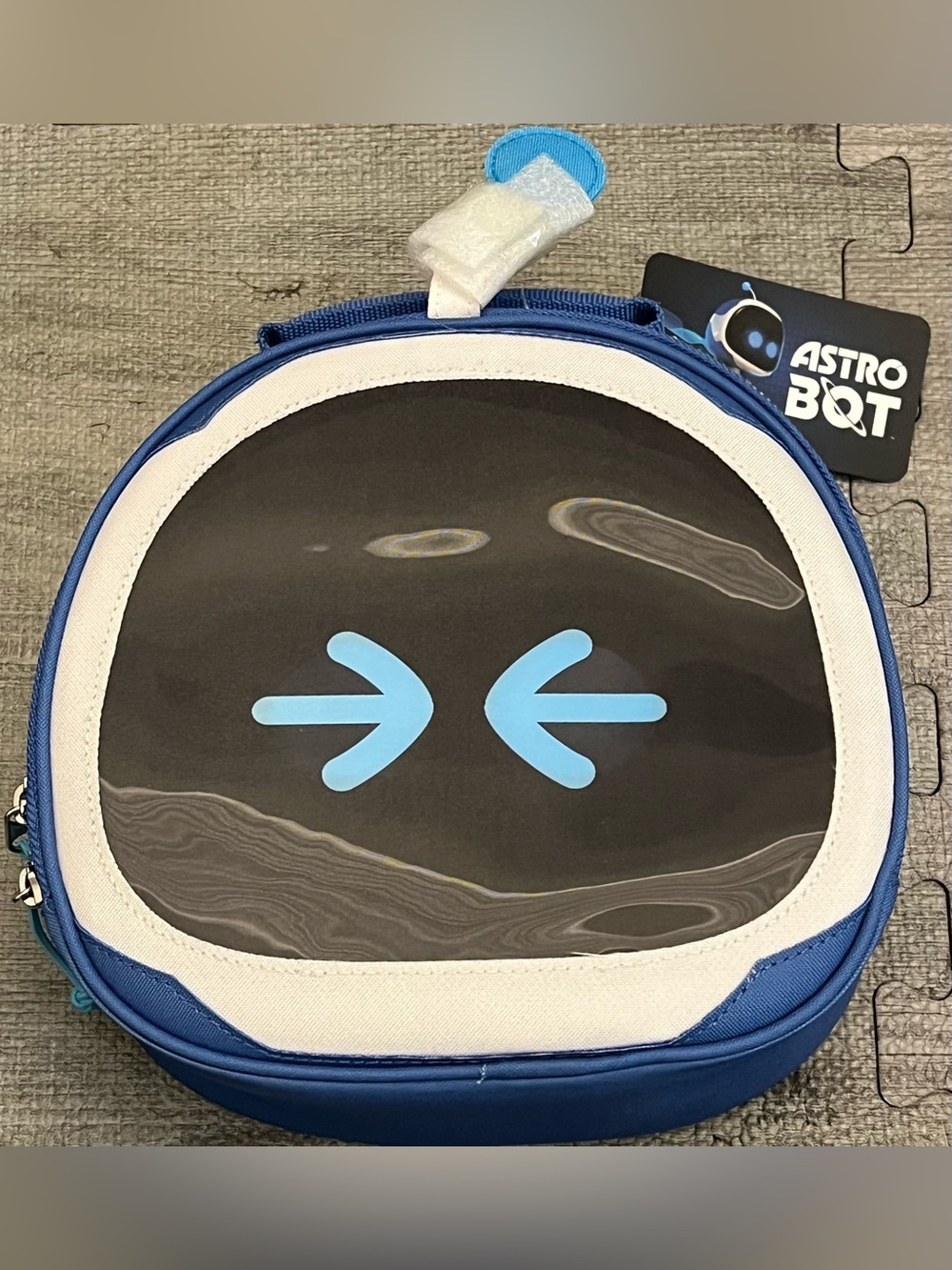 Astro Bot Kids Blue Novelty Insulated Lunch Bag w/ Handle, 7.4L Medium